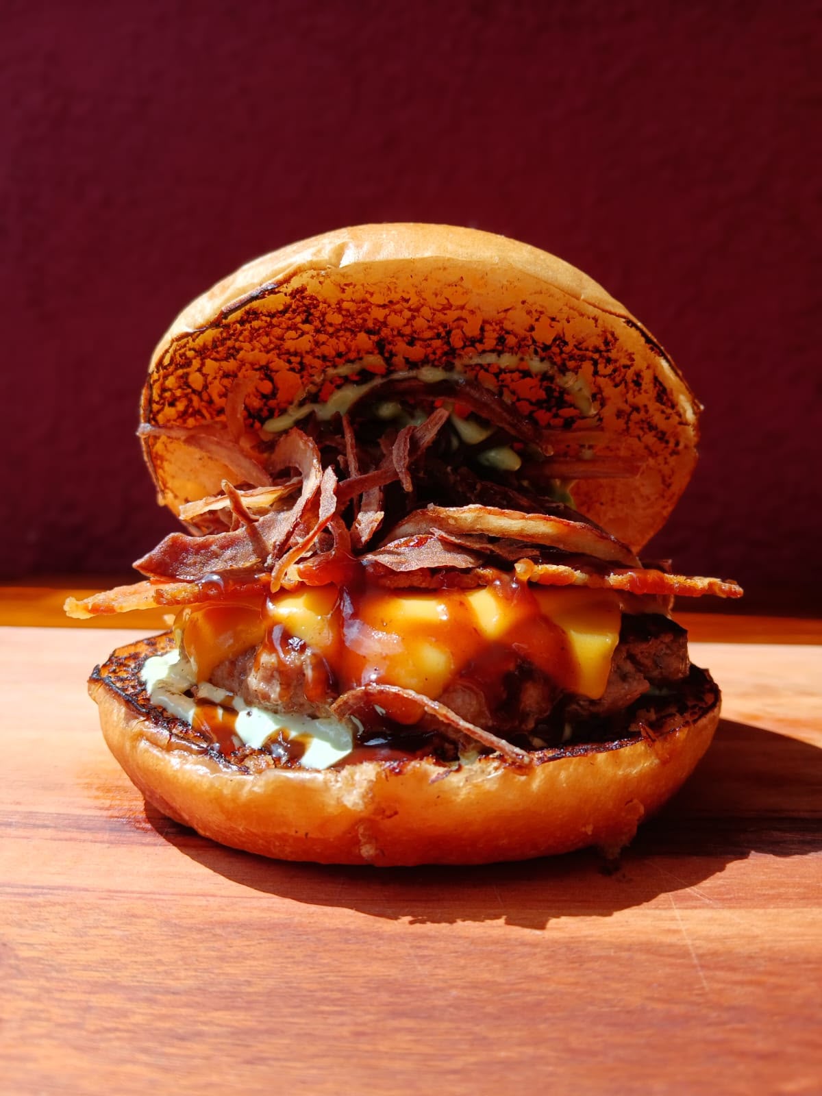 Street Bacon — burger de fraldinha e costela com bacon